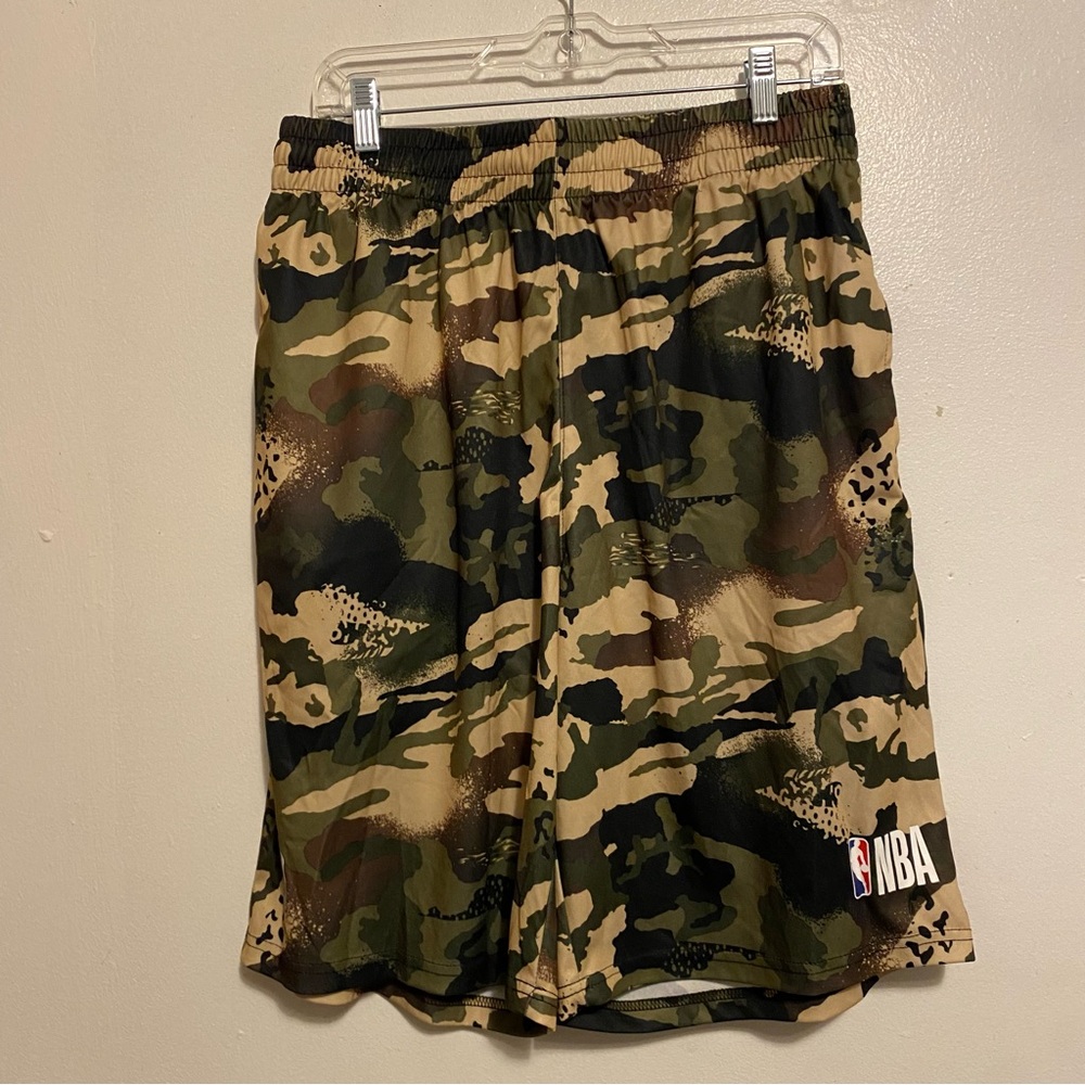 NBA Camouflage Patterned Shorts Mens‎ Size Large Basketball Stretch Pull On